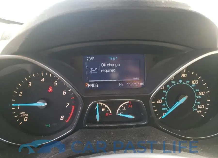1FMCU0G73FUA15075# 9