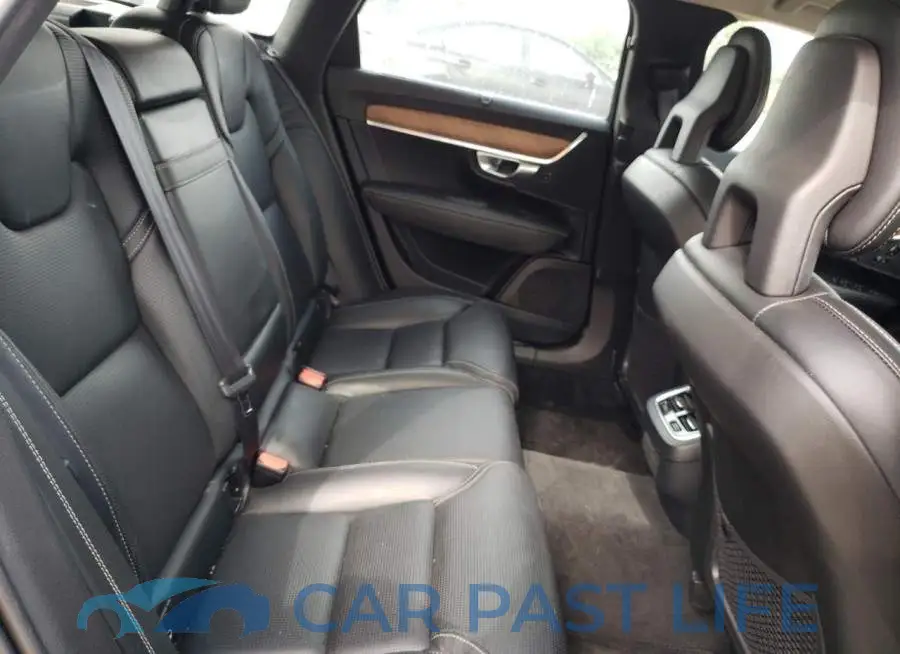 YV1A22VL8J1053466# 10