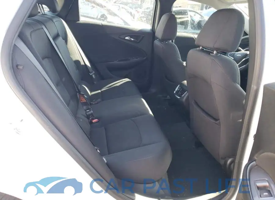 1G1ZD5ST4NF167054# 10