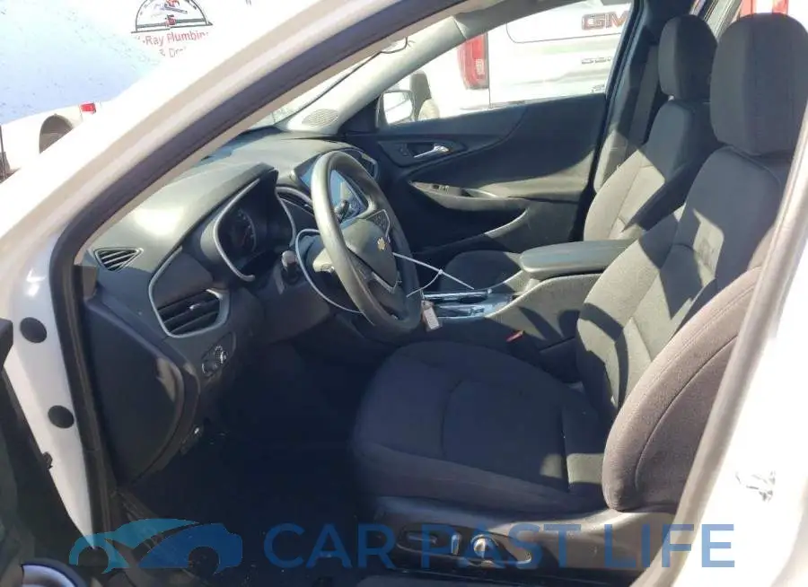 1G1ZD5ST4NF167054# 7