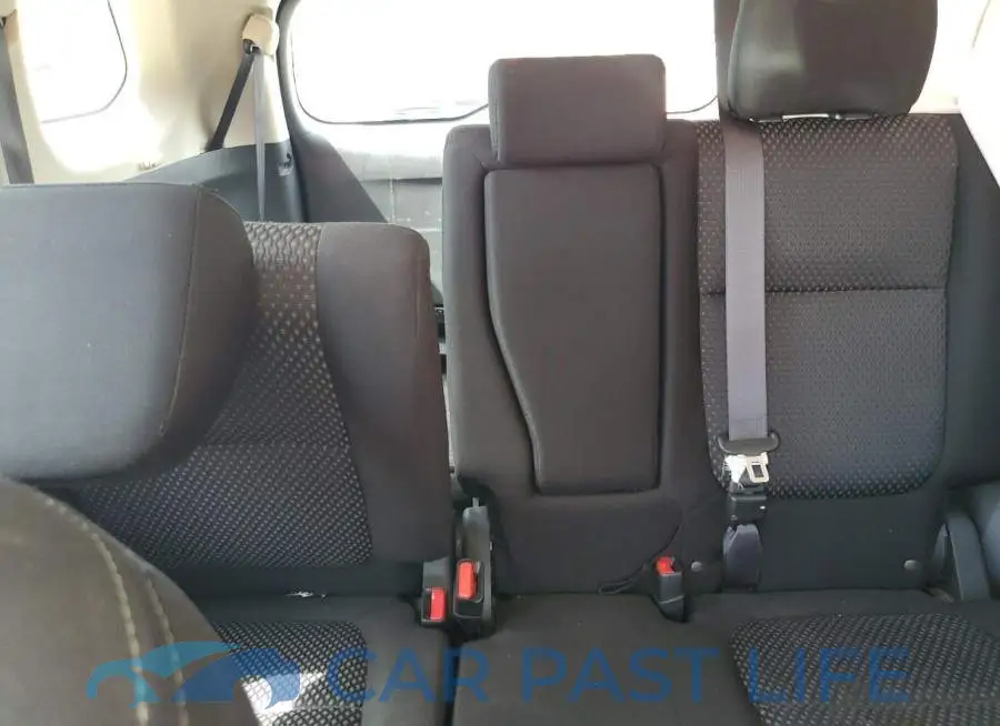 JA4AD2A32JZ028418# 10