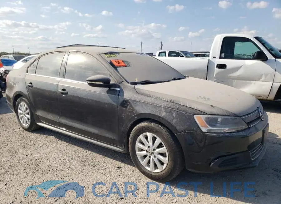 3VW637AJ5EM272806# 4