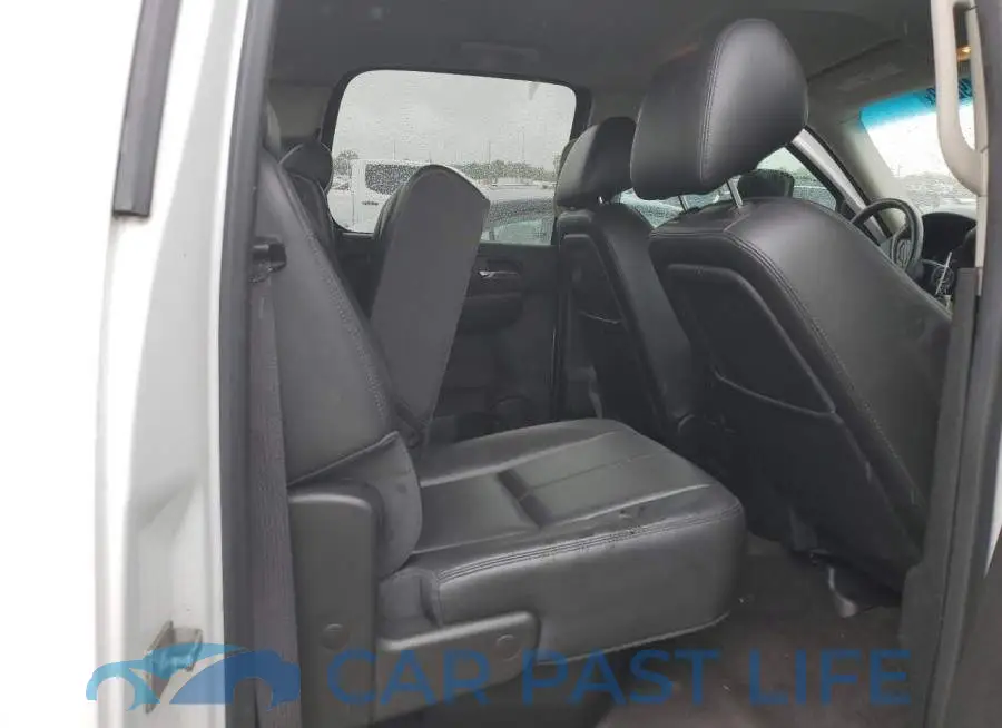 1GT121C86EF101666# 10