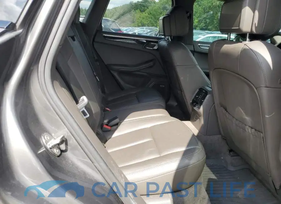 WP1AB2A50HLB18739# 11