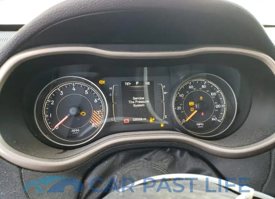 1C4PJLCS2FW547965# 9