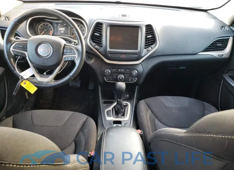 1C4PJLCS2FW547965# 8