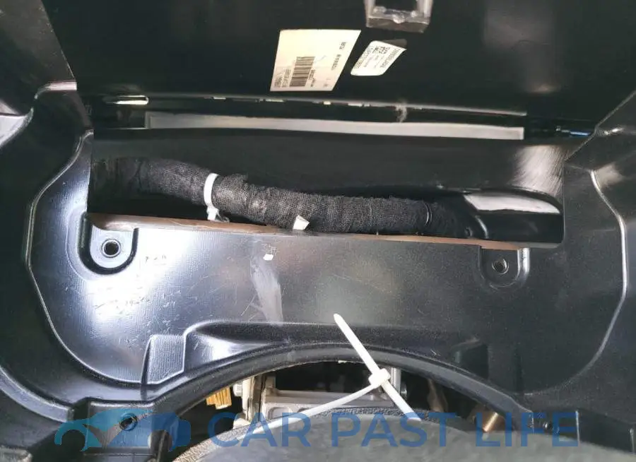 2C3CDXGJ6MH501330# 9