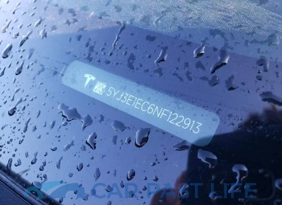 5YJ3E1EC6NF122913# 12
