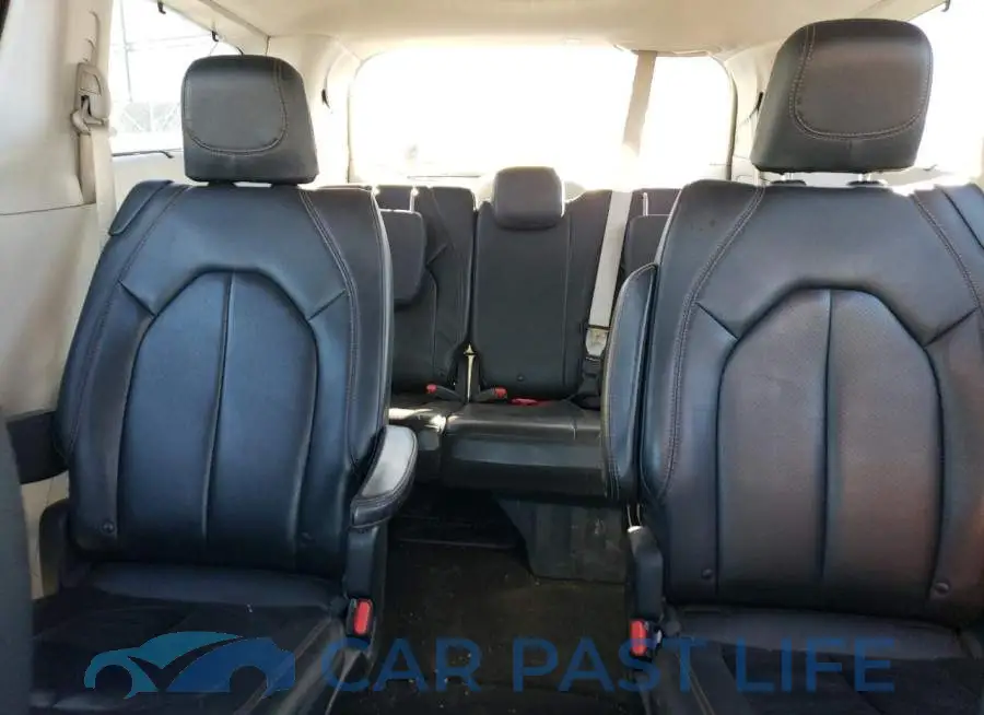 2C4RC1BG4JR248497# 10