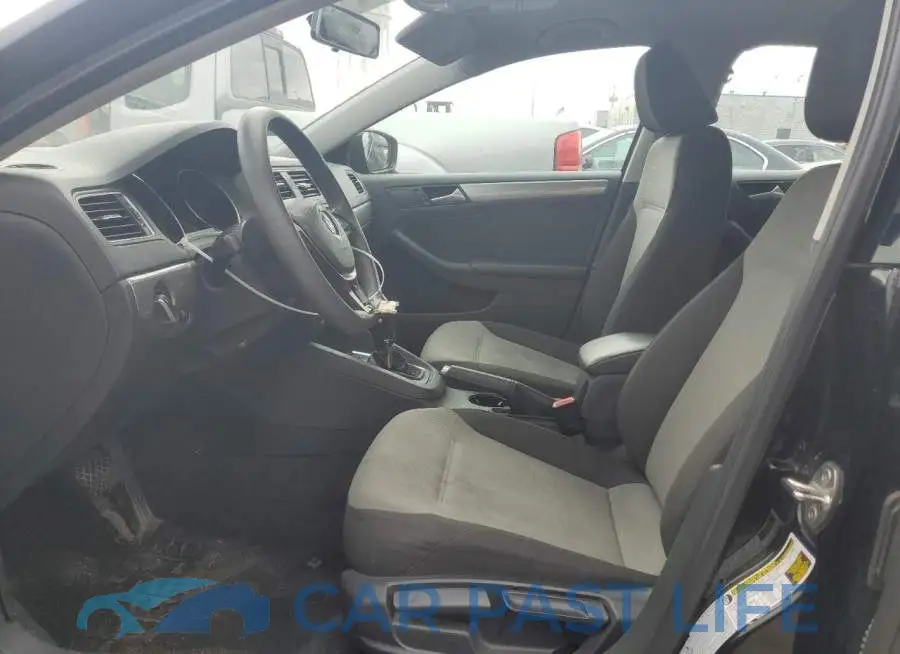 3VW2B7AJ5JM207840# 7