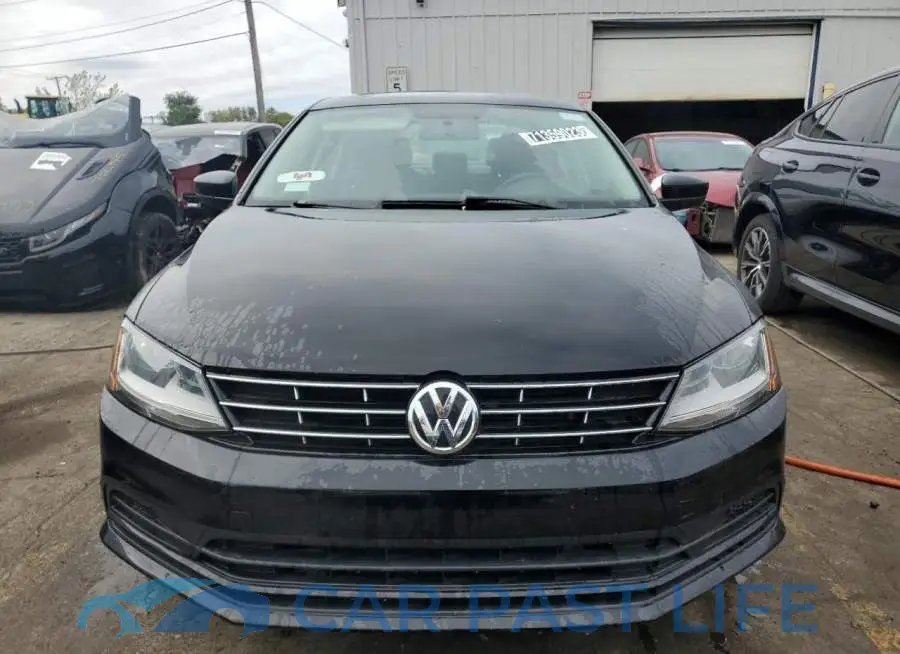 3VW2B7AJ5JM207840# 5