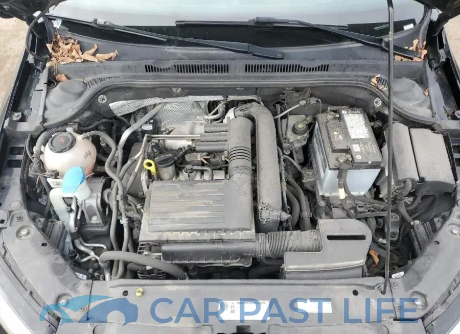 3VW2B7AJ5JM207840# 11