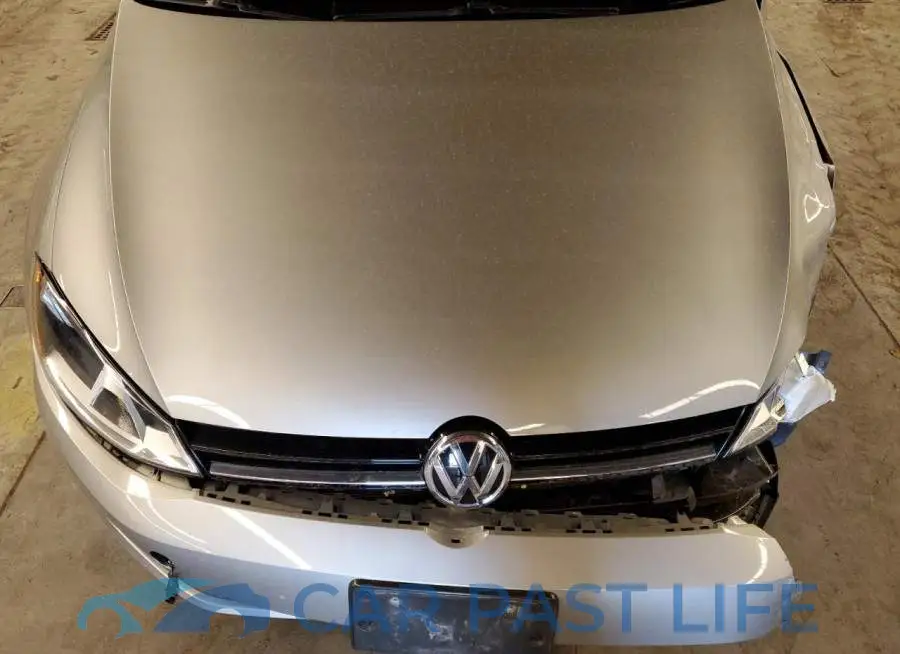3VW817AU9FM067810# 11