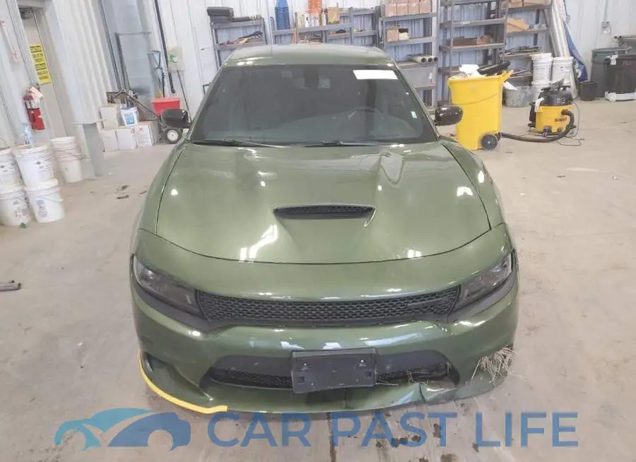 2C3CDXHG8PH607172# 5