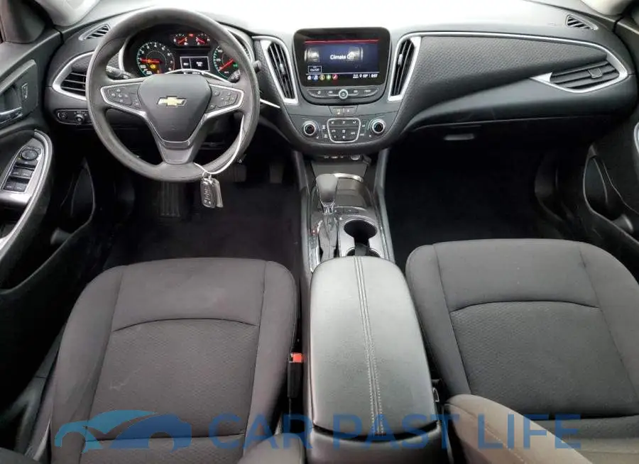 1G1ZD5ST8PF138675# 8