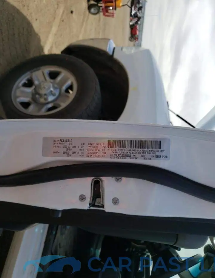 3C6UR5DL8GG336016# 10