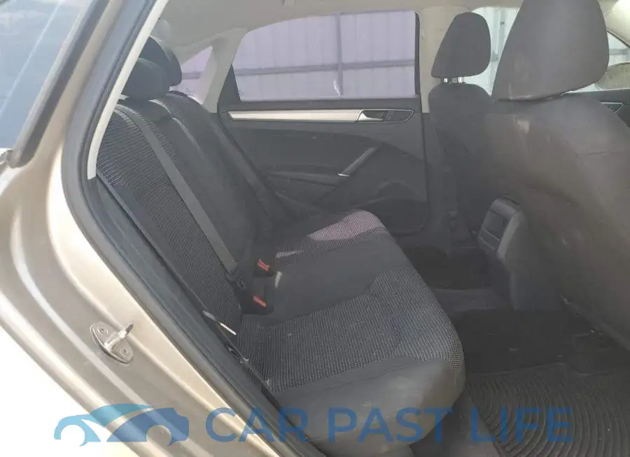 1VWAS7A39GC012282# 10