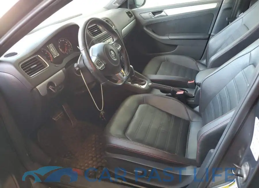 3VW4T7AJ6EM373747# 7