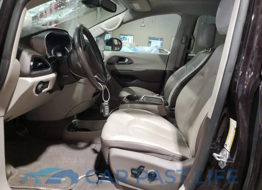 2C4RC1EG7JR114983# 7