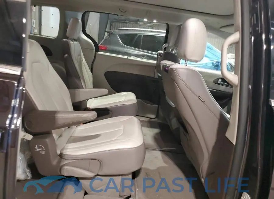 2C4RC1EG7JR114983# 11