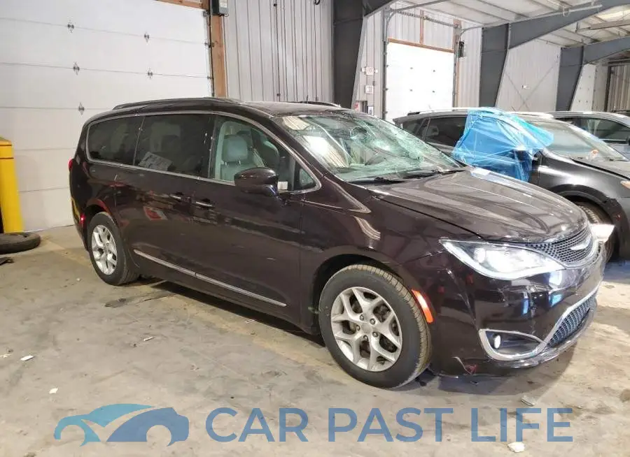 2C4RC1EG7JR114983# 4