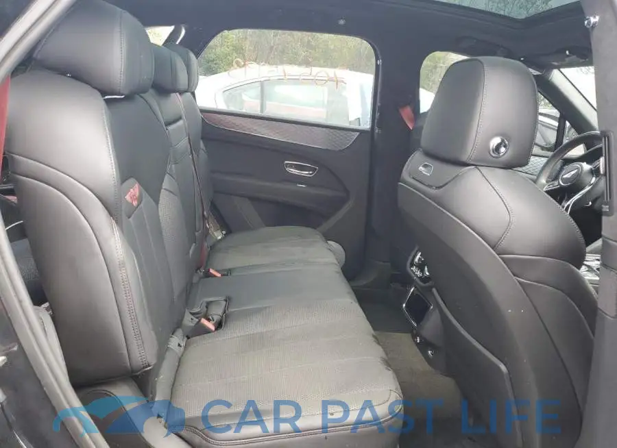 SJAAM2ZV6NC015919# 10