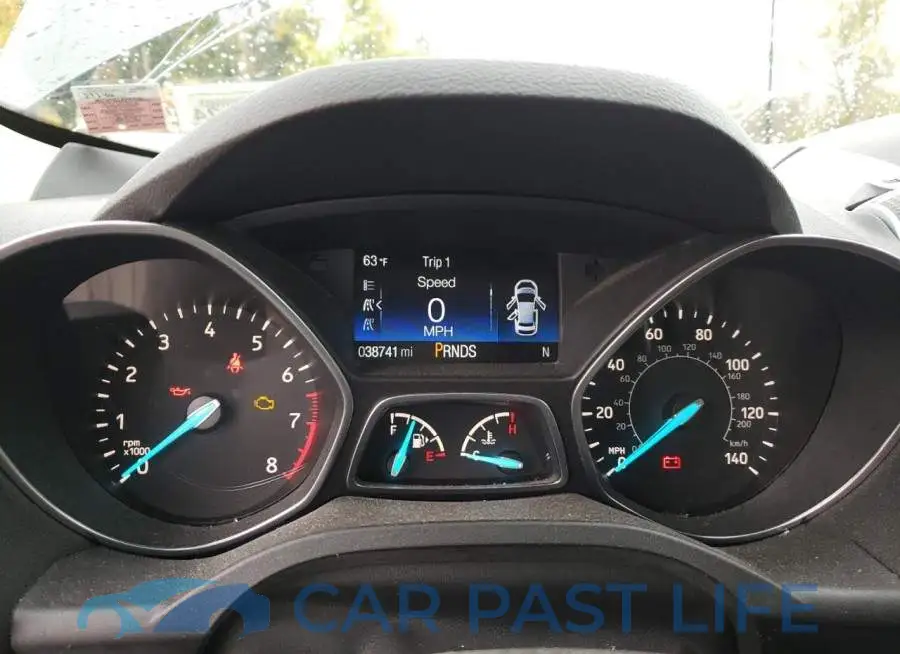 1FMCU9GD6HUD81061# 9