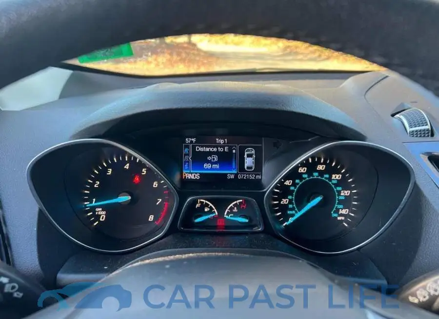 1FMCU9J96EUC63897# 5