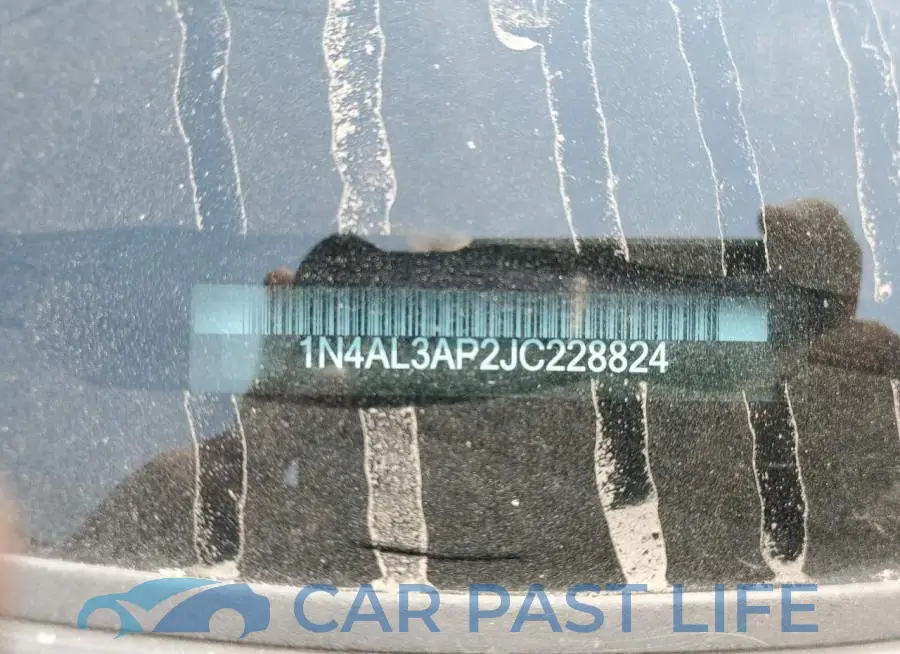 1N4AL3AP2JC228824# 12