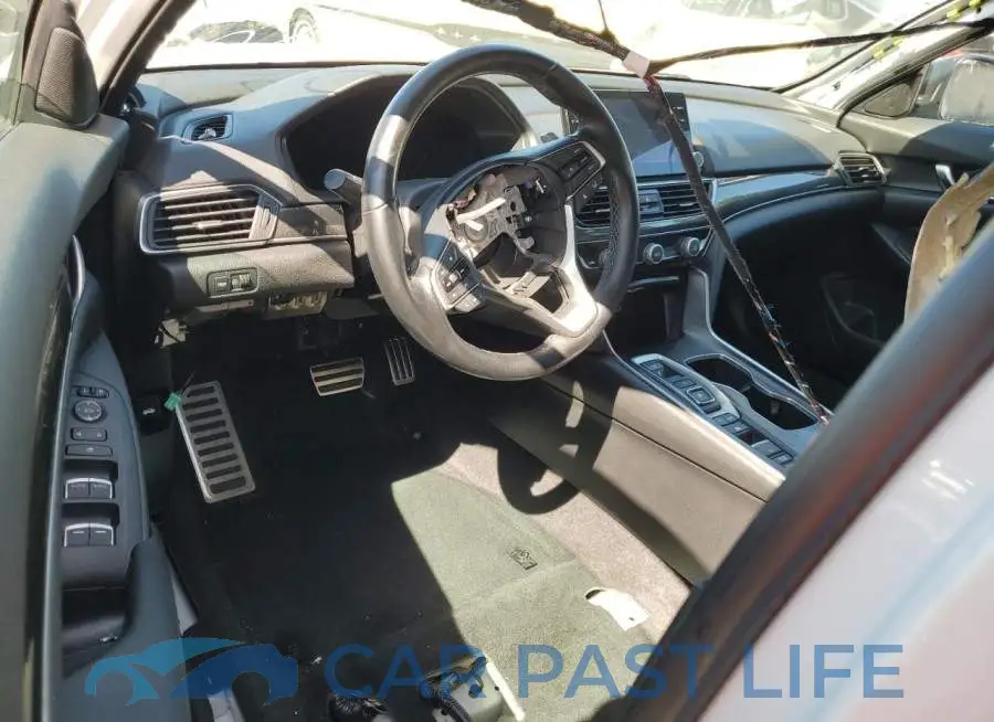 1HGCV3F2XNA025046# 8