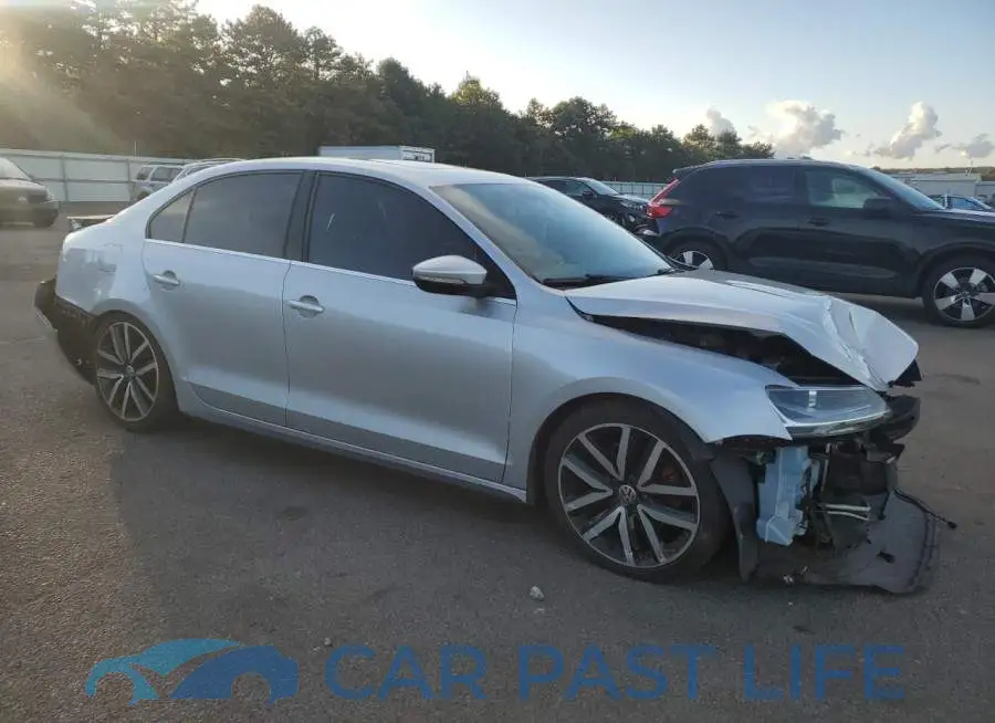 3VW5T7AJ4EM371371# 4