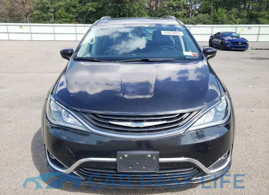 2C4RC1L70JR178429# 5