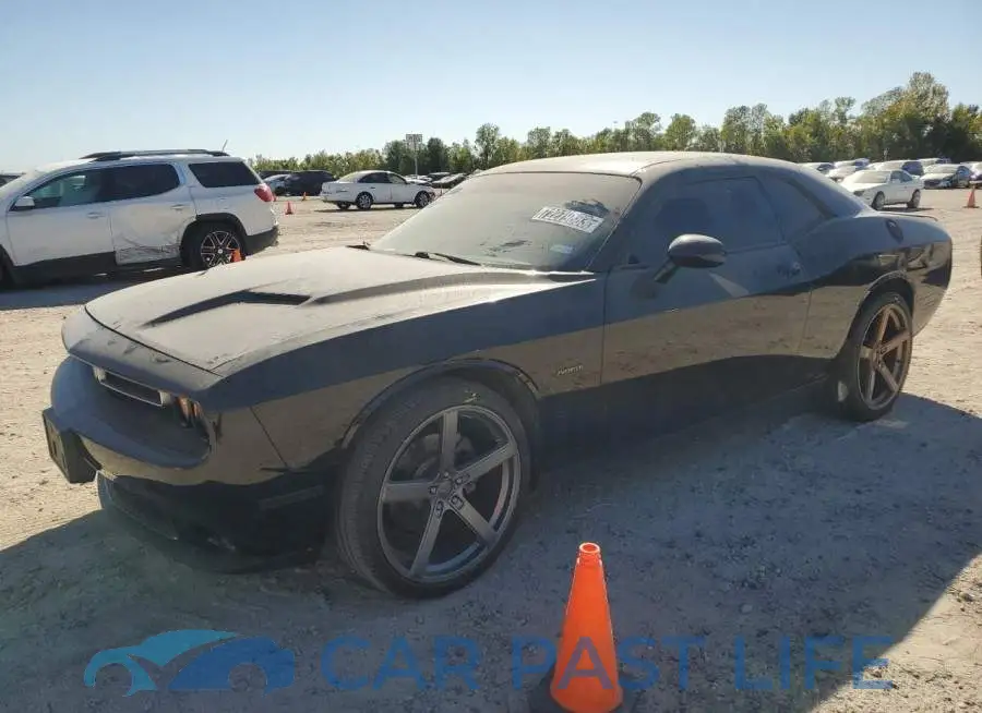2C3CDZAT2FH724201# 1
