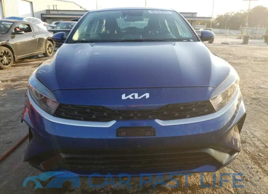 3KPF24AD2PE590961# 5