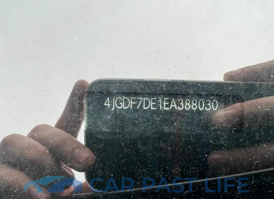 4JGDF7DE1EA388030# 10