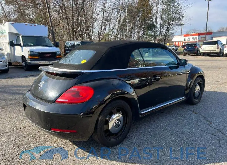 3VW5P7AT4EM807156# 4