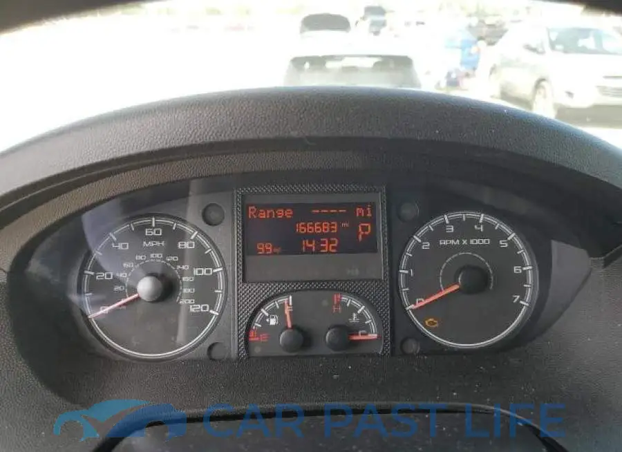 3C6TRVAG4HE520935# 9