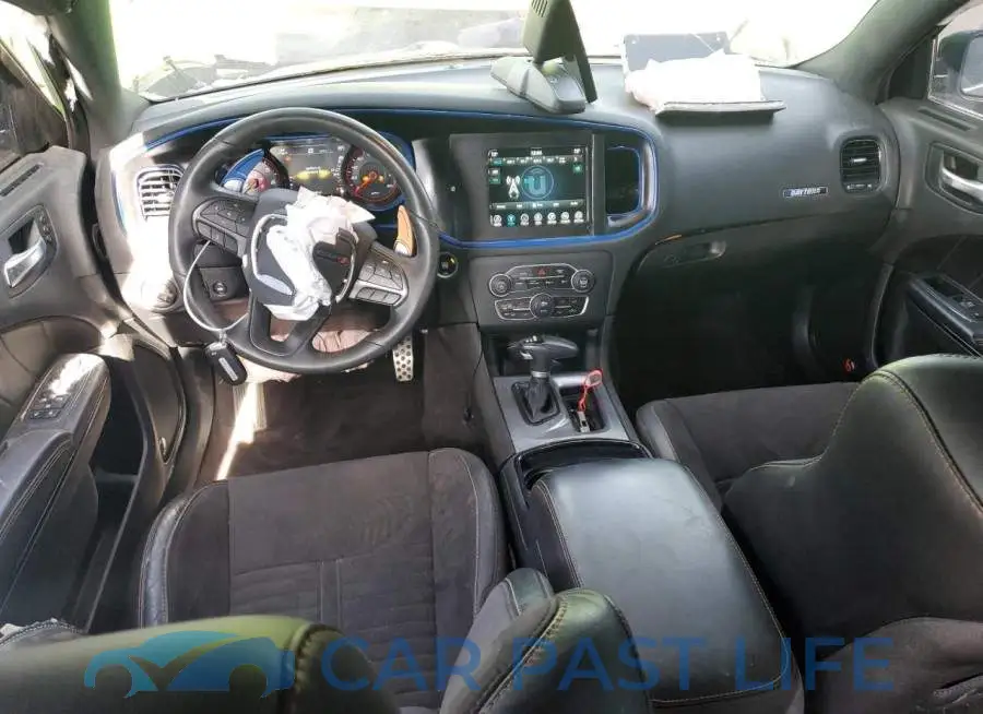2C3CDXCT8HH583901# 8