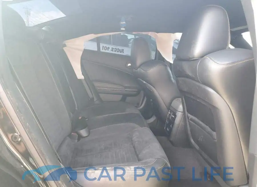 2C3CDXCT8HH583901# 10