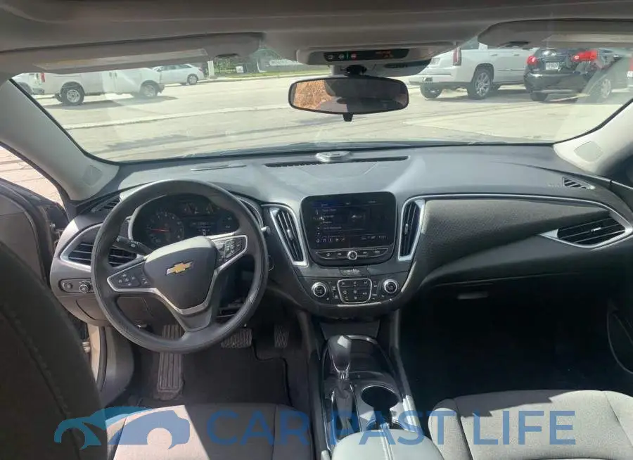 1G1ZD5ST5PF181032# 9