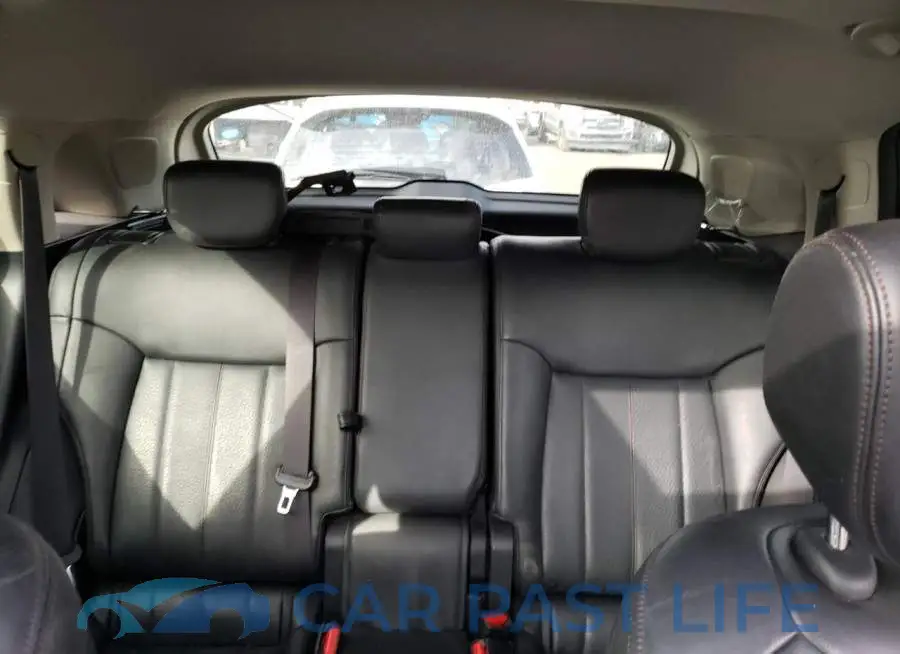 JN8CS1MW4EM411448# 10