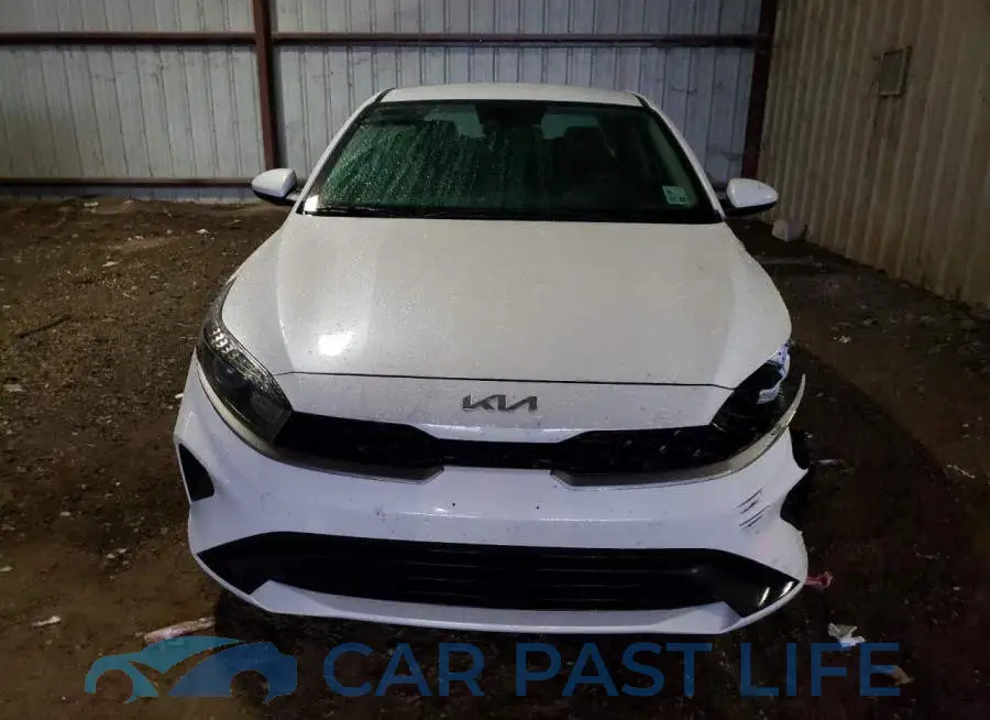 3KPF24AD9PE595428# 5