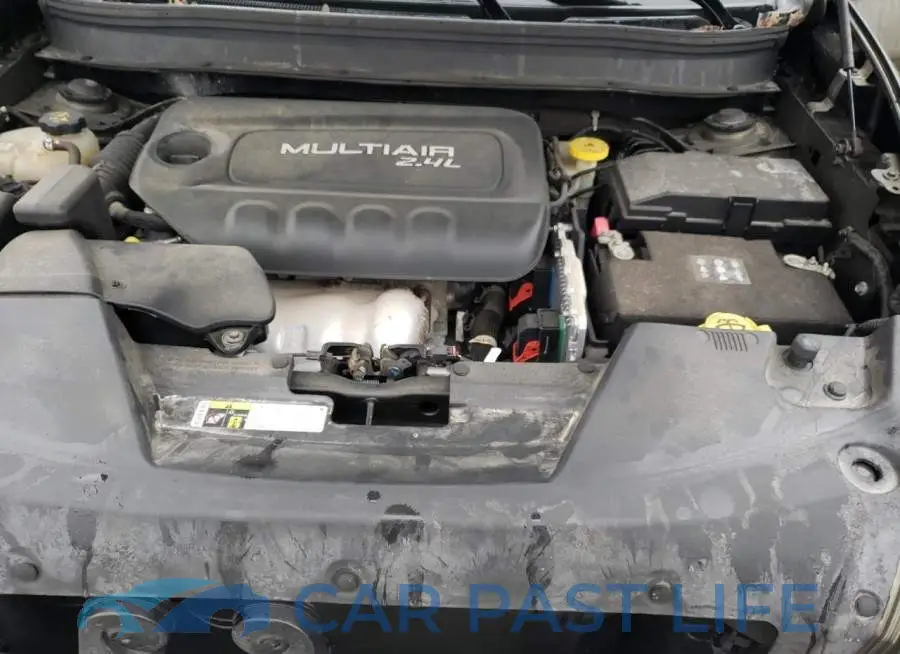 1C4PJLCB7FW532300# 11