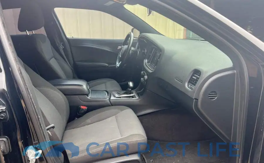 2C3CDXBG9JH196235# 5