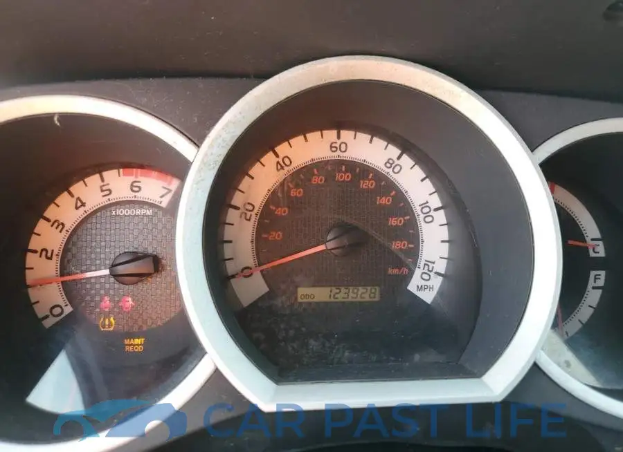 5TFNX4CN5EX038211# 9
