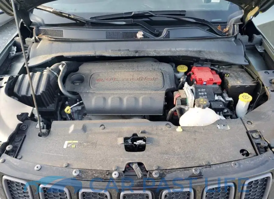 3C4NJDEB4MT540027# 12
