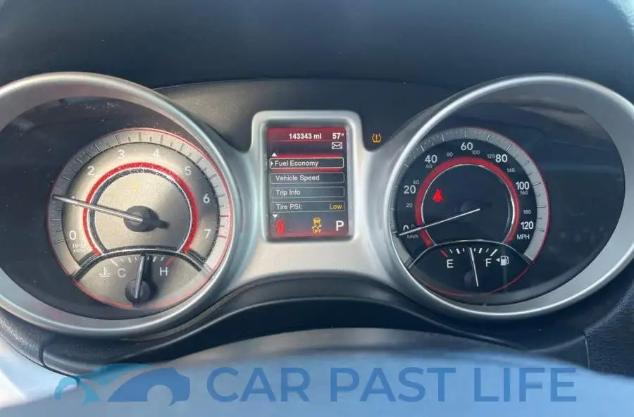 3C4PDCAB9ET196907# 8