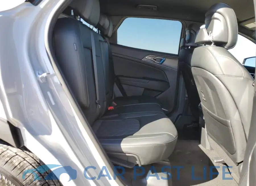 5XYK6CDF7RG150332# 10
