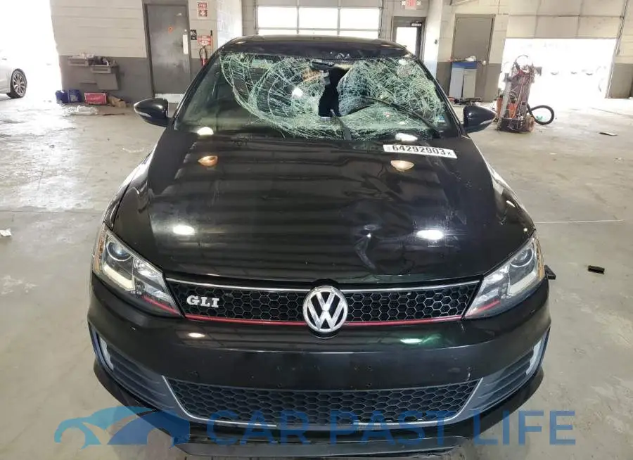 3VW4T7AJ1EM289335# 5