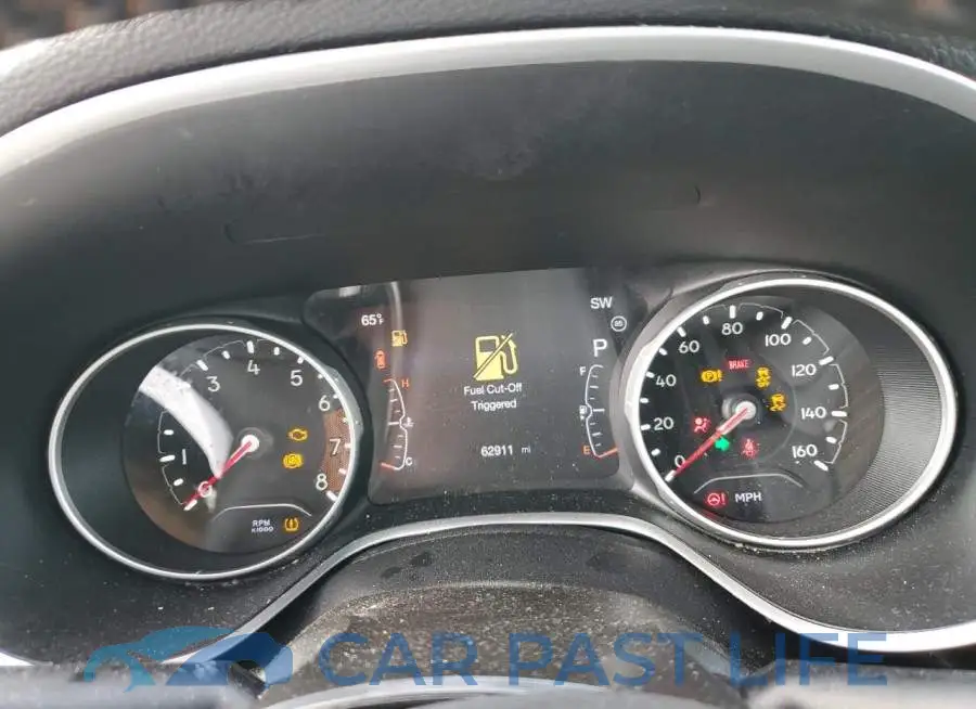 3C4NJDBB2JT403037# 9
